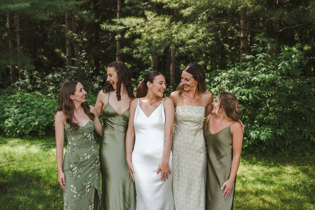 Romantic Green Story 