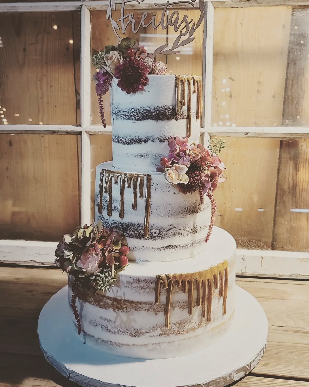  Rustic Luxe 