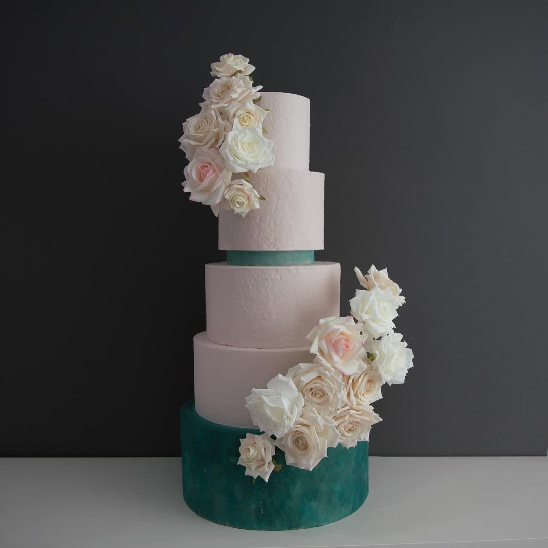 Sculpted Modern Rose 