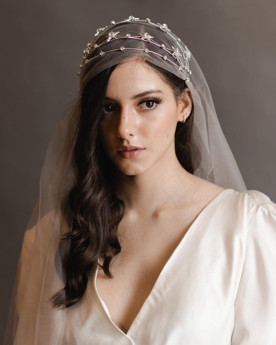 Veiled Vintage Glow
