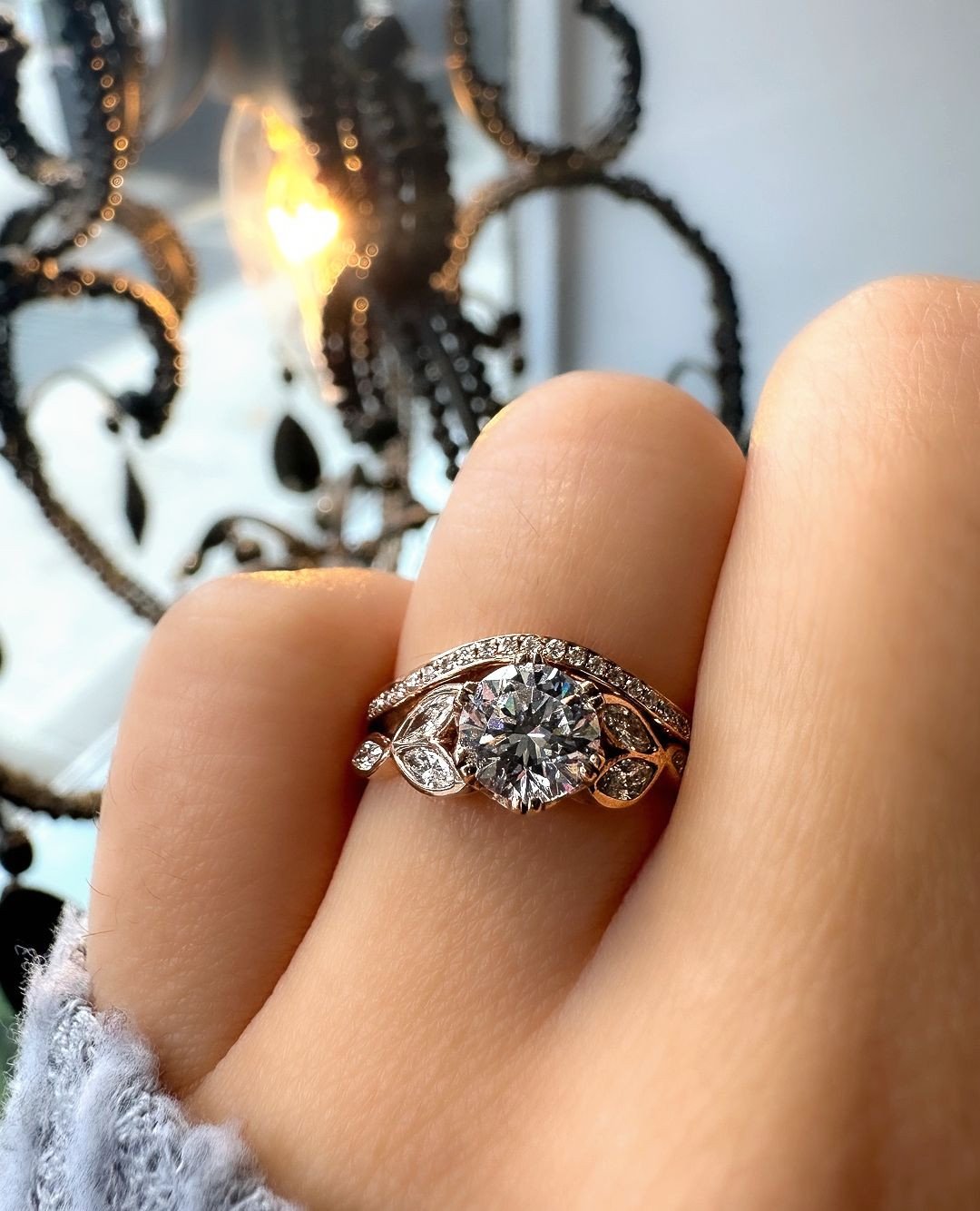 Victorian Dreamlight 