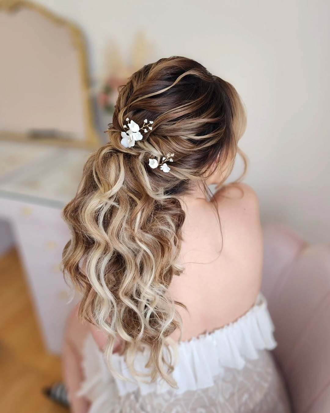 Whimsical Floral Curls 