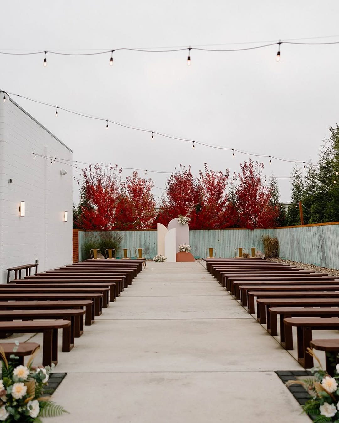 Minimal Modern Affair 