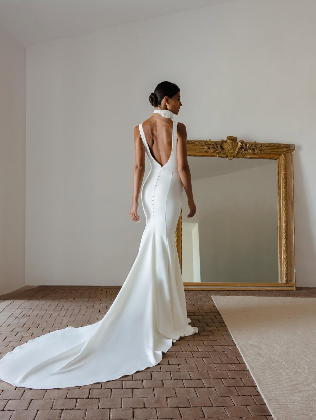 Sculpted Modern Muse 