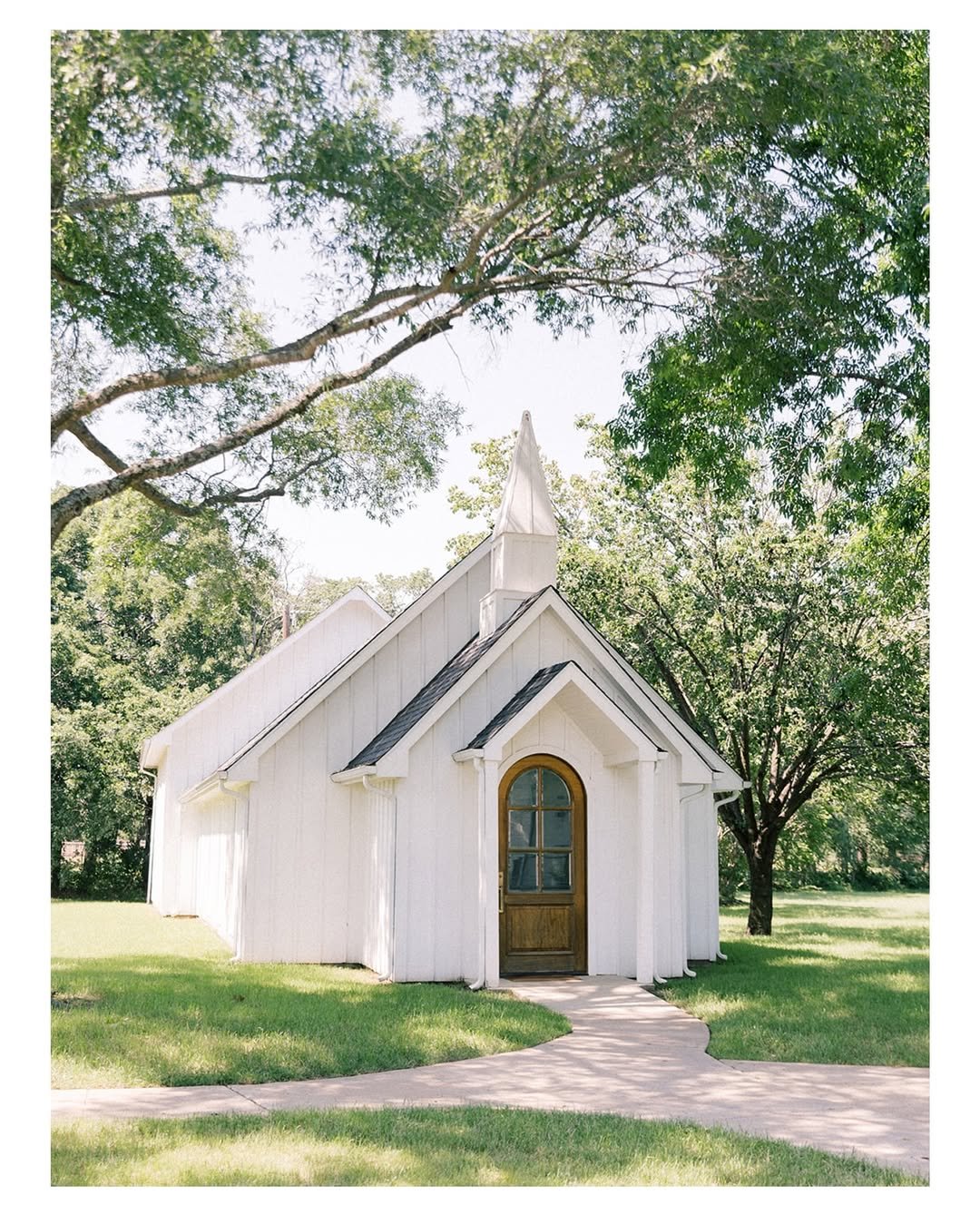 The Little White Chapel 