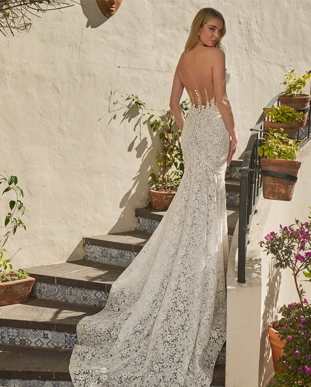 Vintage Staircase Romance 