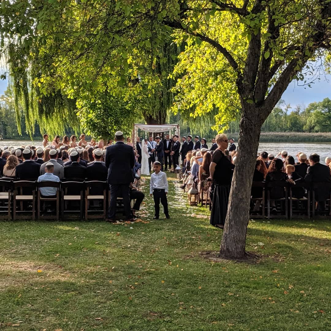 Willow-Shaded Tradition 